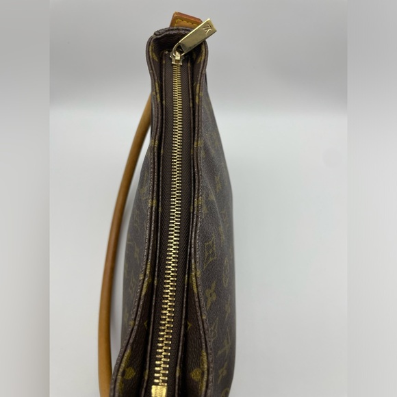 Louis Vuitton Monogram Looping Shoulder Bag - Picture 12 of 15